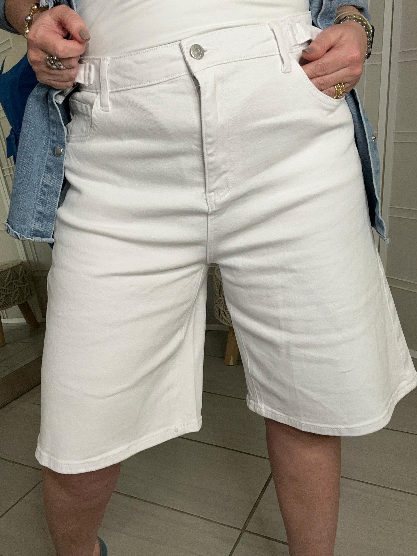 Dina Short
