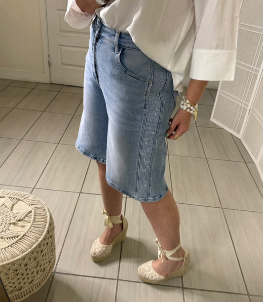 bella short 1