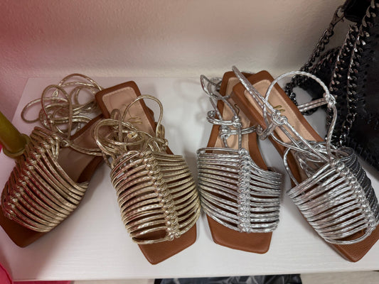 Mia sandals