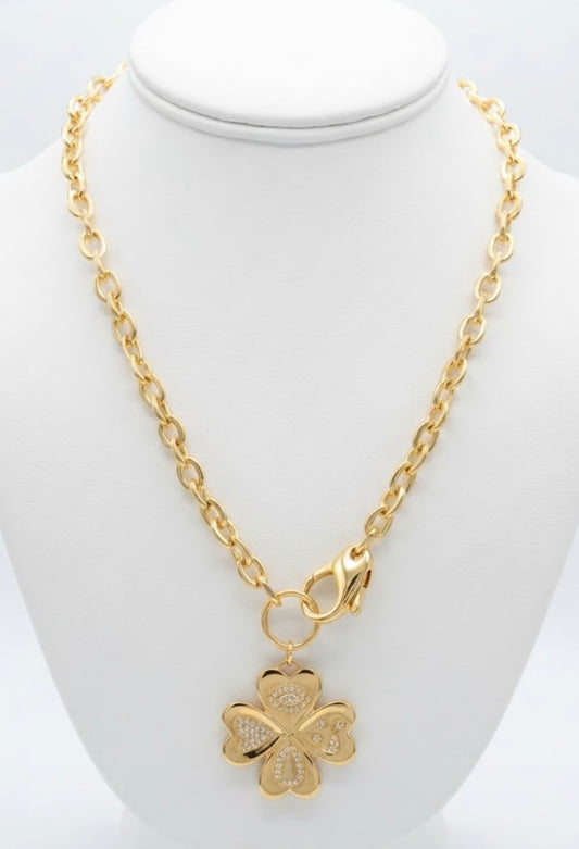 Clover necklace