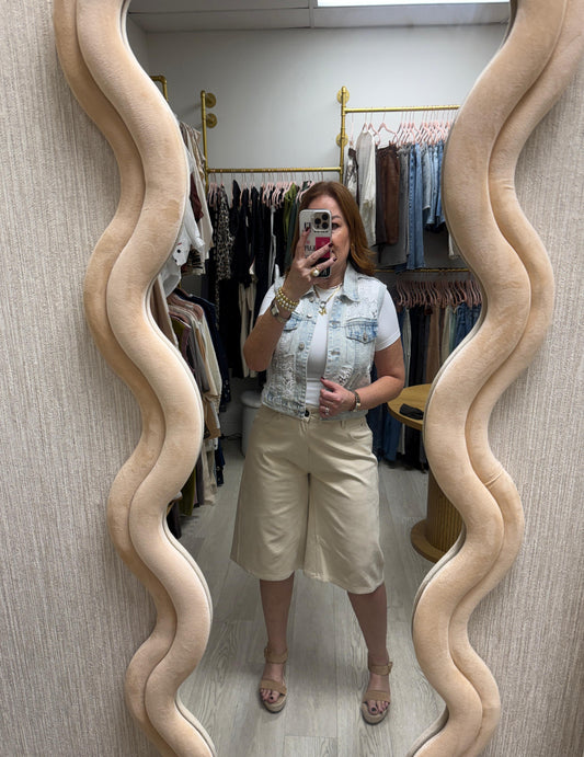 Renata Vest