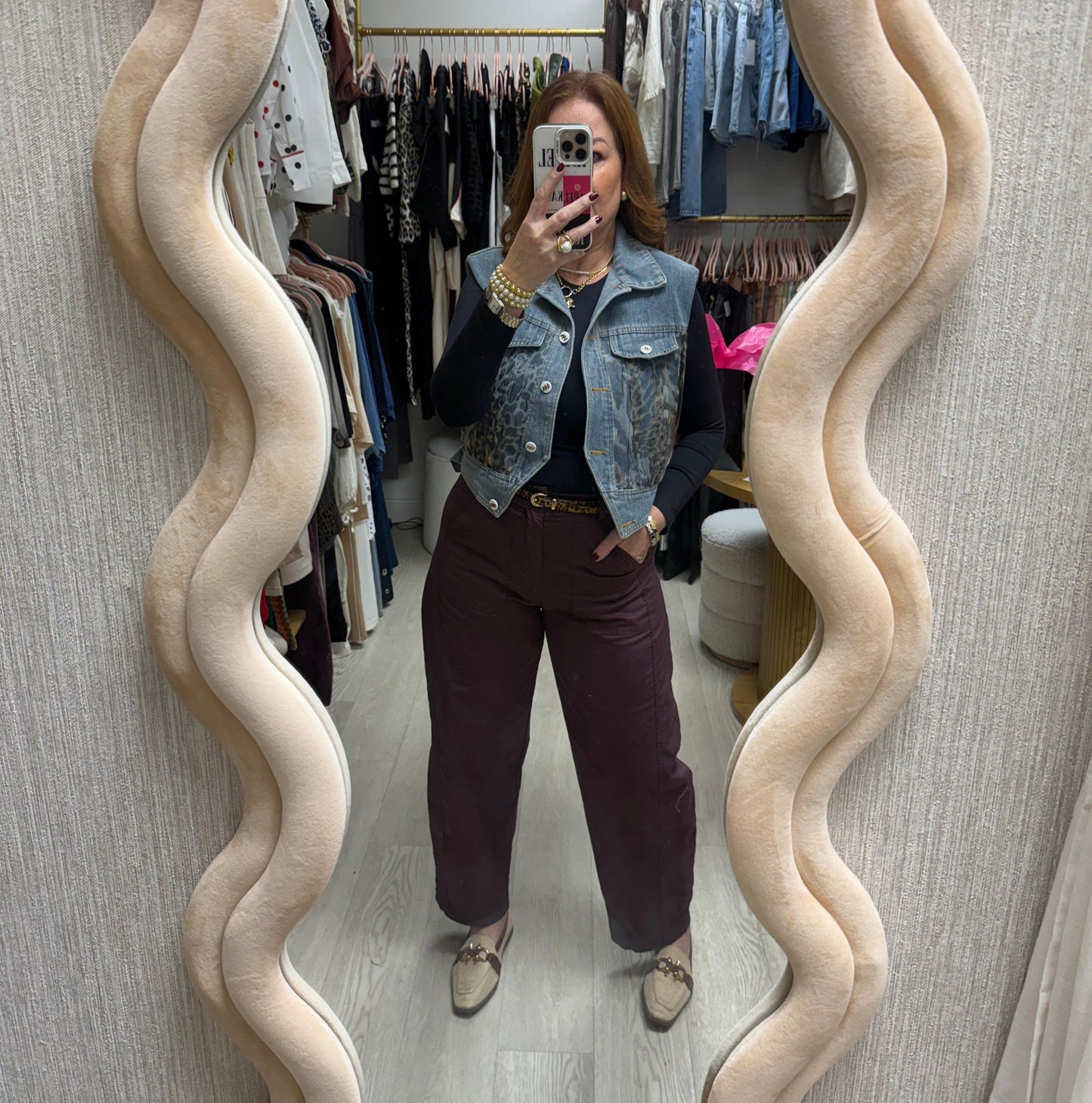 Rebeca Vest