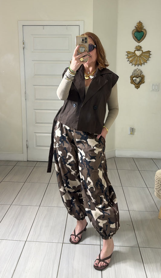 Paola Camo Pants