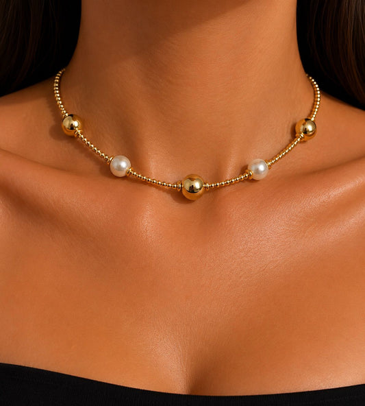 Vega necklace