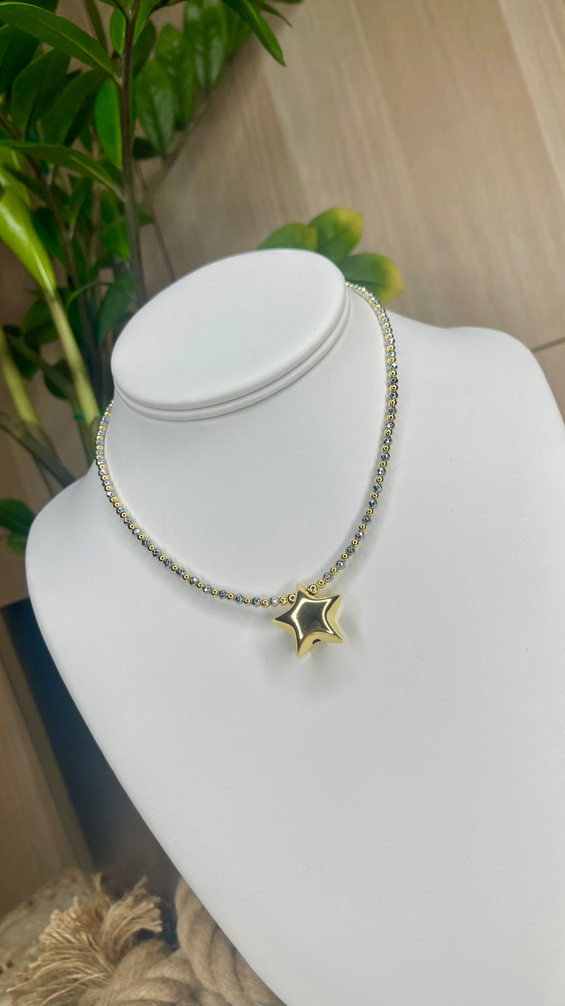 Chia Choker Star